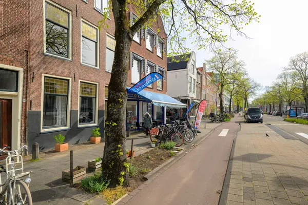 Levendaal 116B, Leiden