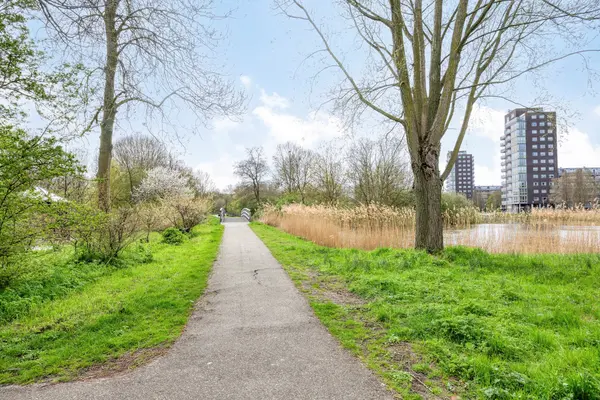 Koekoekstraat 75, Leiderdorp