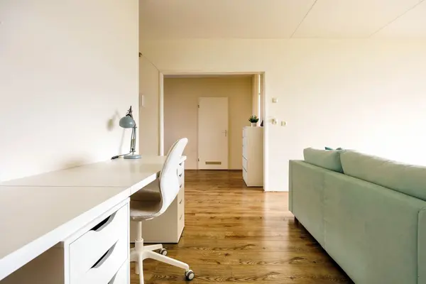 Condorhorst 95, Leiden