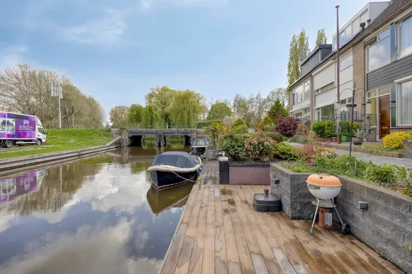 Hoge Rijndijk 191, Zoeterwoude