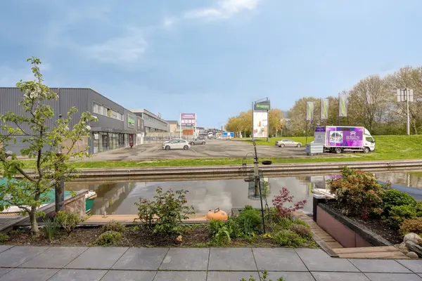 Hoge Rijndijk 191, Zoeterwoude