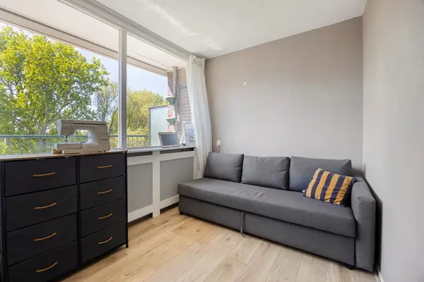 Opaalstraat 215, Leiden
