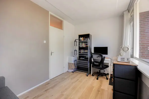 Opaalstraat 215, Leiden
