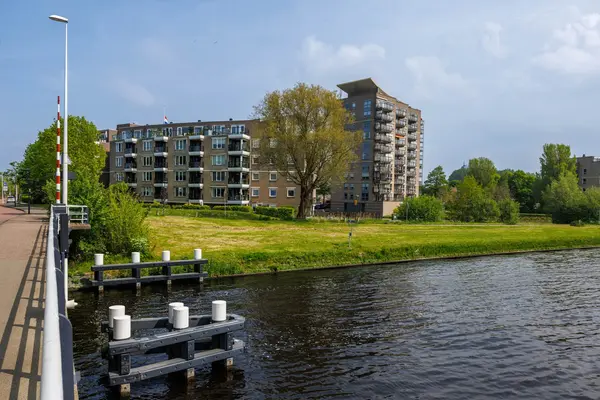 Louis Armstronglaan 95, Leiden