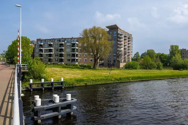 Louis Armstronglaan 95, Leiden