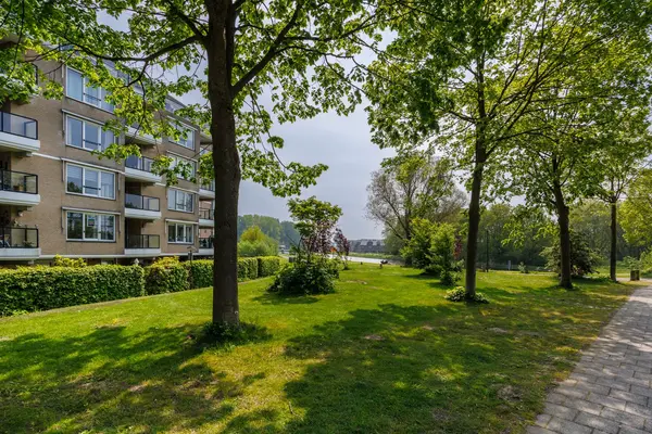 Louis Armstronglaan 95, Leiden