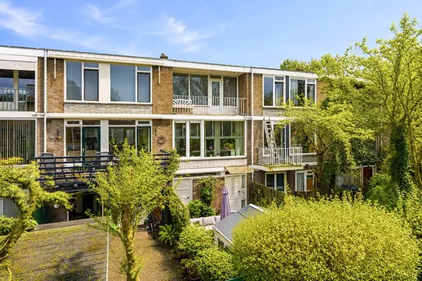 Debussystraat 39, Leiden