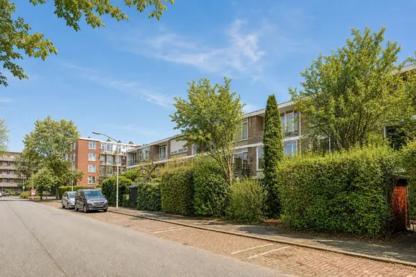 Debussystraat 39, Leiden