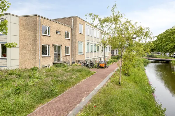 Max Velthuijskade 63
