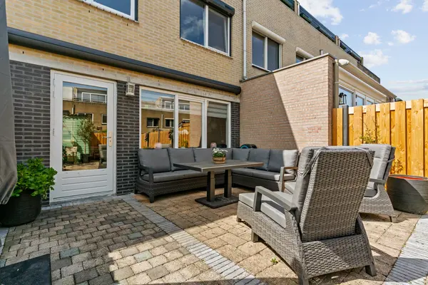 Suze Baarthof 5, Leiden