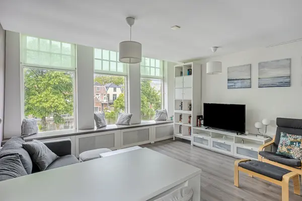 Haarlemmerweg 33, Leiden