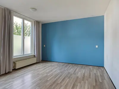 Foto 5 van Van der Lubbehof 27A