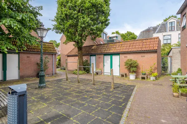 Van der Lubbehof 27A, Leiden