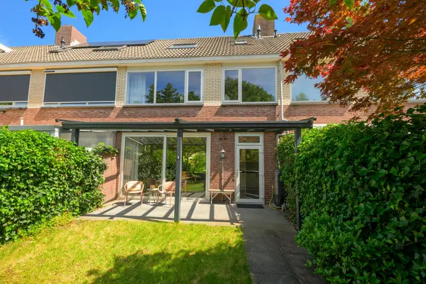 Lekstraat 8, Leiden