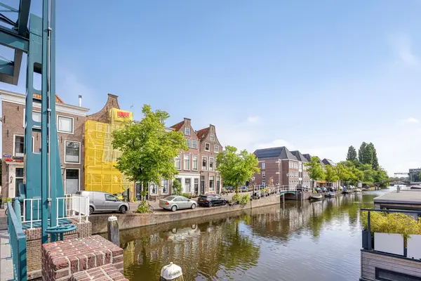 Nieuwe Rijn 111A, Leiden