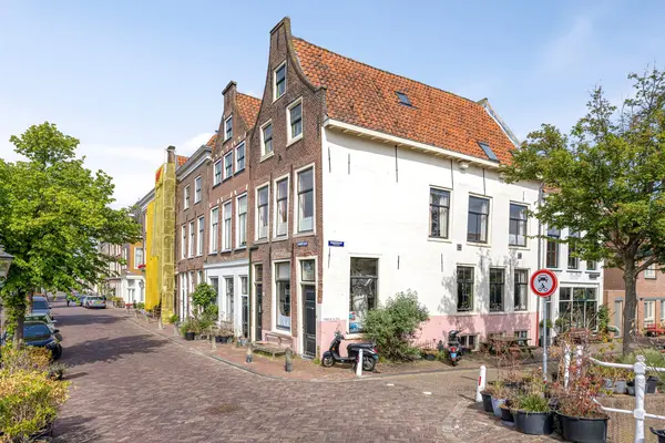 Nieuwe Rijn 111A, Leiden