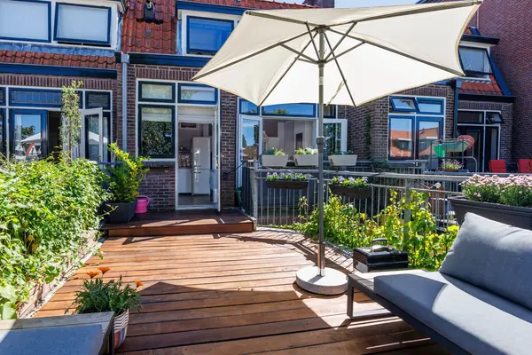 Lage Rijndijk 17D, Leiden