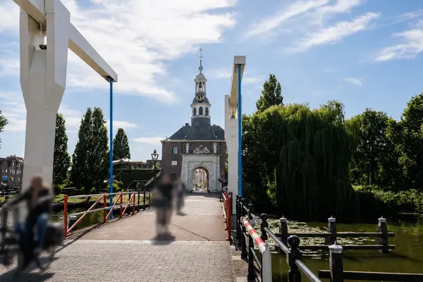 Lage Rijndijk 17D, Leiden
