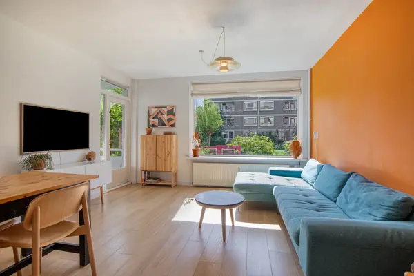 Debussystraat 27, Leiden