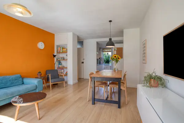Debussystraat 27, Leiden