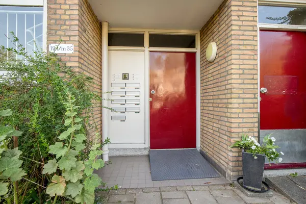 Debussystraat 27, Leiden