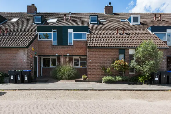 Lisdoddekreek 34, Leiderdorp