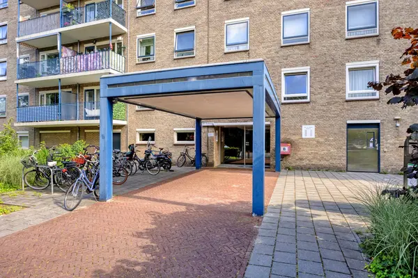 Aert van Neslaan 411, Oegstgeest