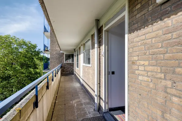 Aert van Neslaan 411, Oegstgeest