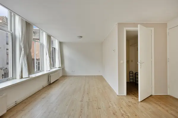 Hogewoerd 102B, Leiden