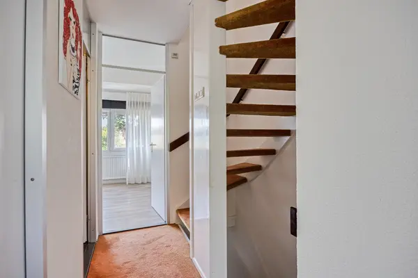Lemsteraakwerf 5, Leiden