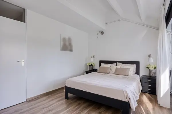 Lemsteraakwerf 5, Leiden