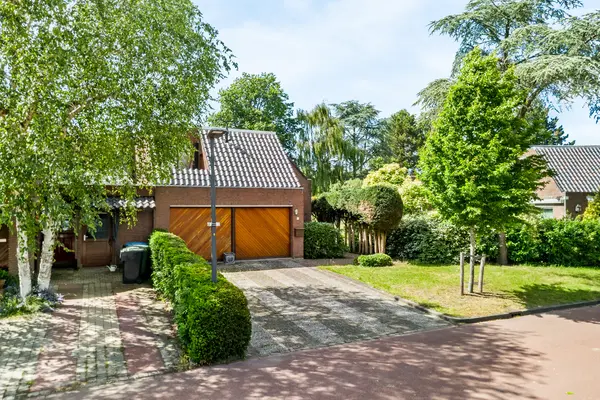Oxfordlaan 1, Leiden