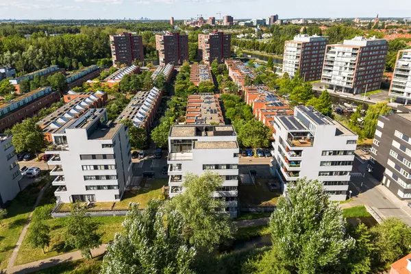 Julius Caesarlaan 98, Leiden