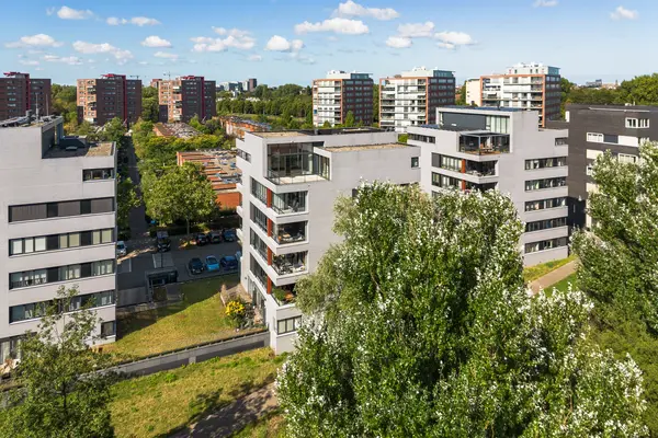 Julius Caesarlaan 98, Leiden