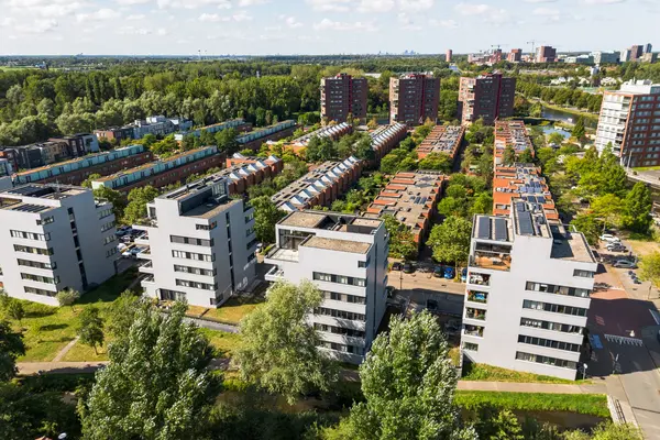 Julius Caesarlaan 98, Leiden