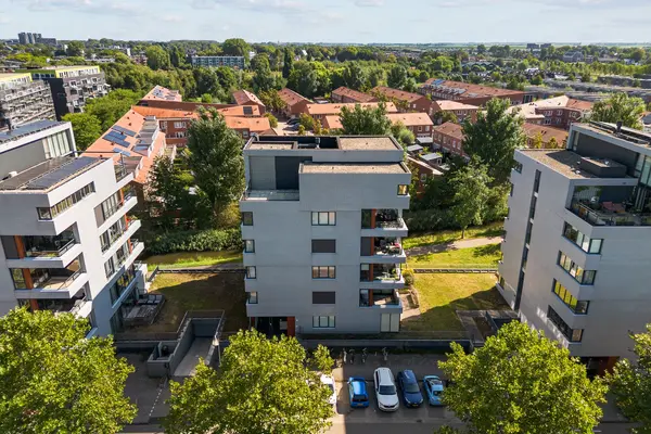 Julius Caesarlaan 98, Leiden