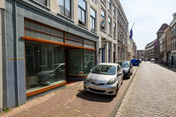 Hogewoerd 104, Leiden
