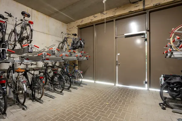 Ananasweg 12, Leiden