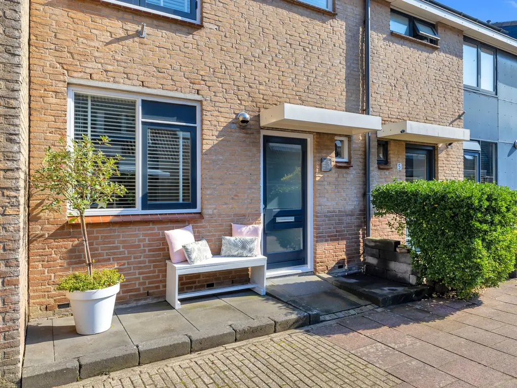 Lamoen 3, BRIELLE