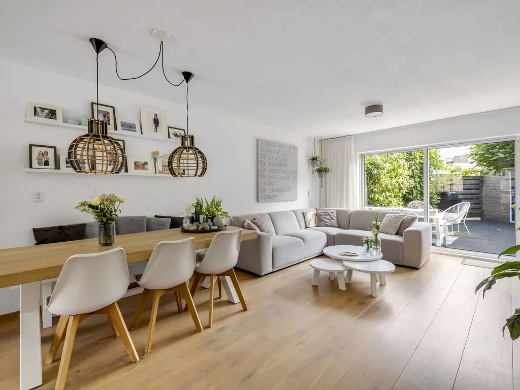 Lamoen 3, BRIELLE