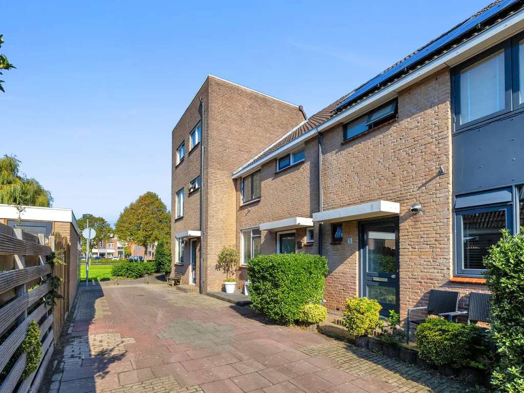 Lamoen 3, BRIELLE