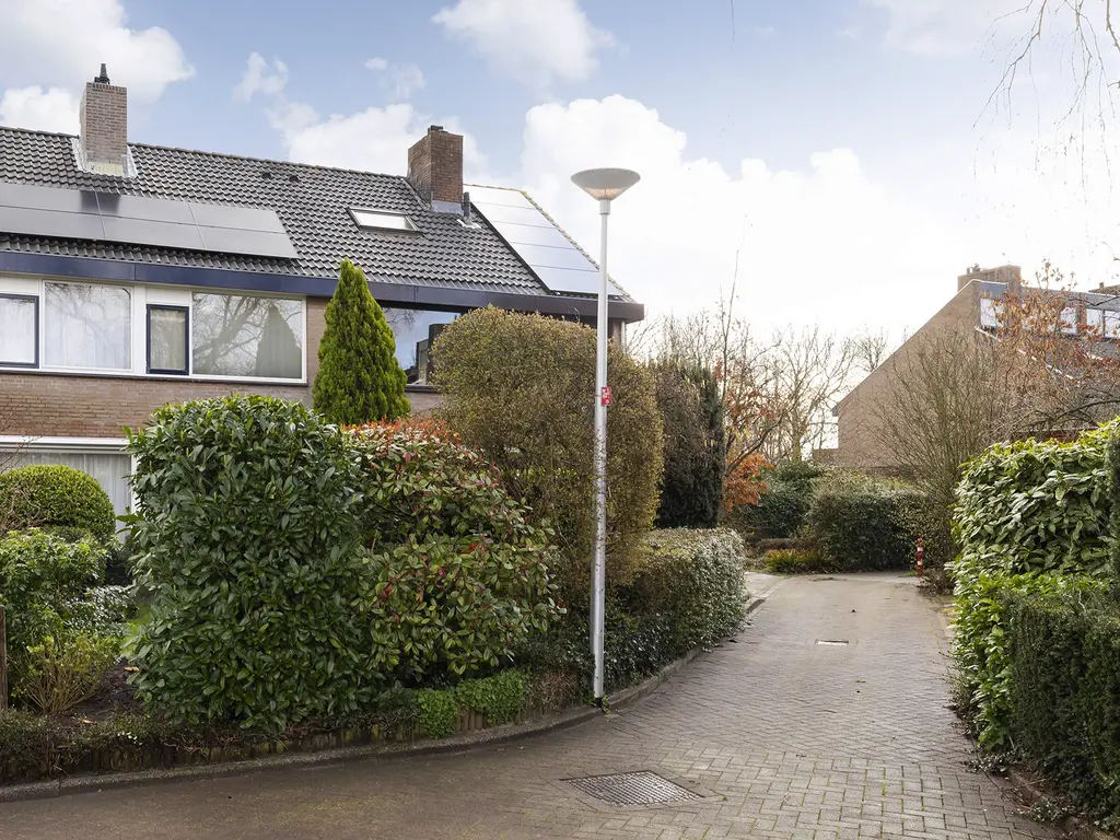 van Almondeweg 50, BRIELLE