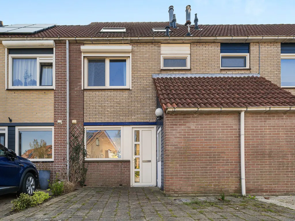 Kruisbooglaan 66, OOSTVOORNE
