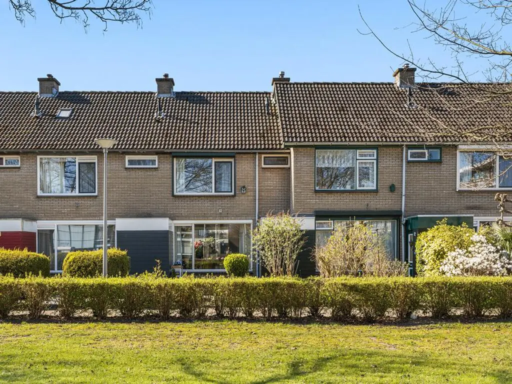 Laan van Nieuw Blankenburg 84, ROZENBURG
