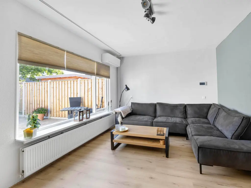 Gootepad 10, BRIELLE
