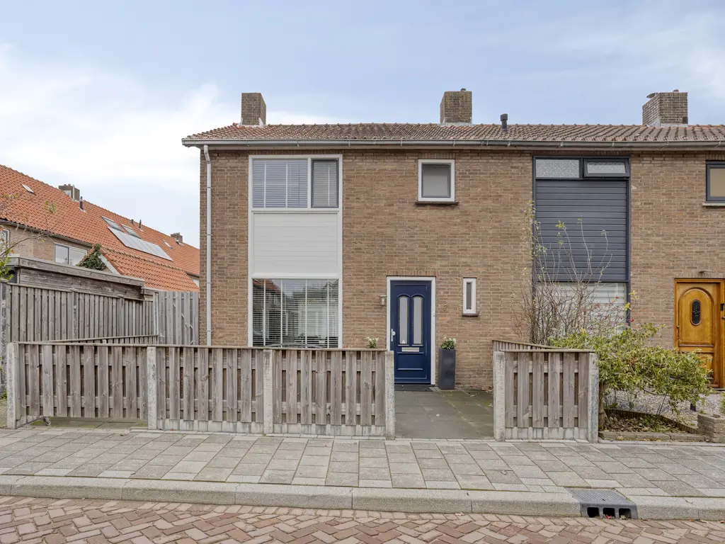 Piet Heinstraat 7, ROZENBURG