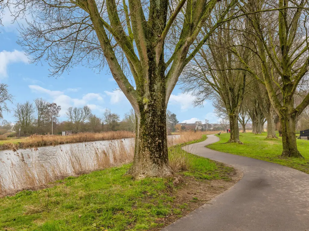 Kreek 23, BRIELLE