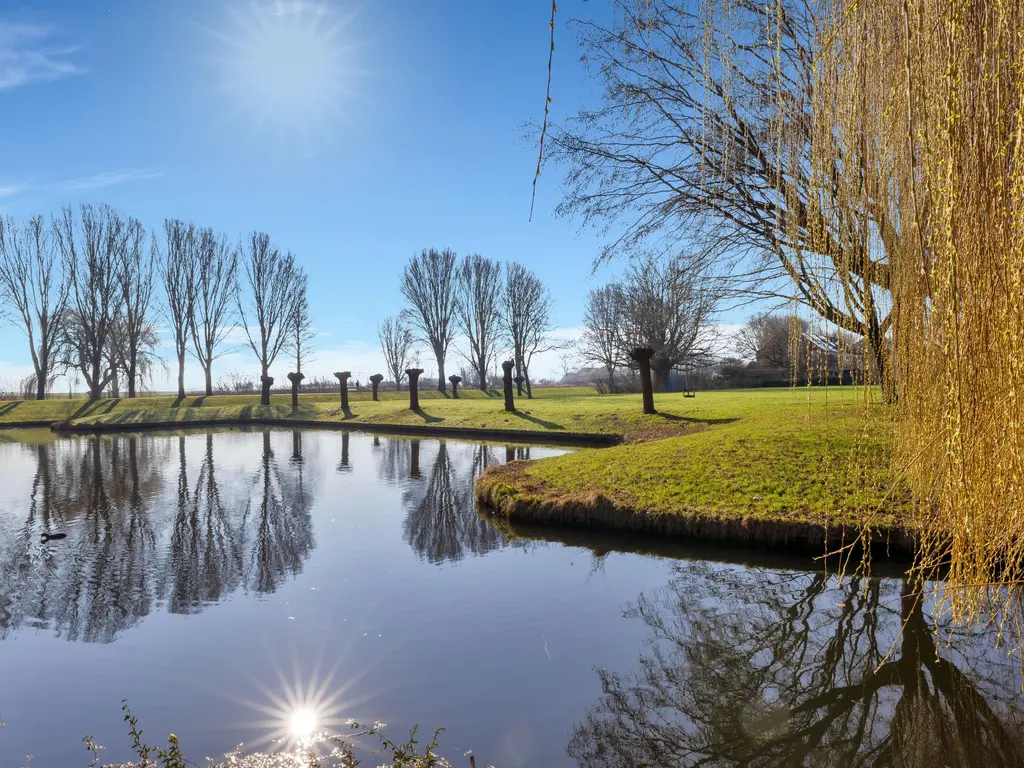 Vaart 44, BRIELLE