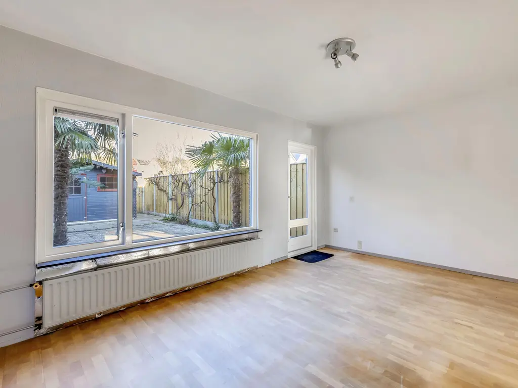 Vaart 44, BRIELLE