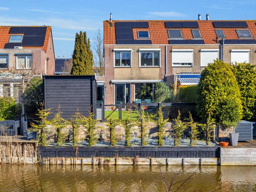 Kruisbooglaan 22, OOSTVOORNE